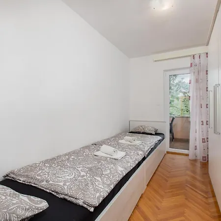 Lägenhet Valencic Punat