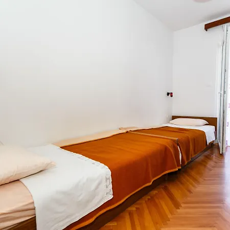 Valencic Apartmán *